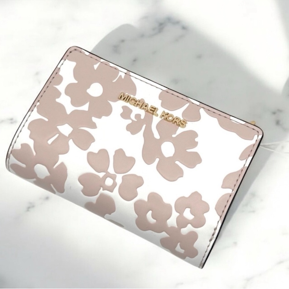 Michael Kors Medium Jet Set Travel Zip Chain Bifold Wallet Powder Blush Multi - Picture 6 of 9